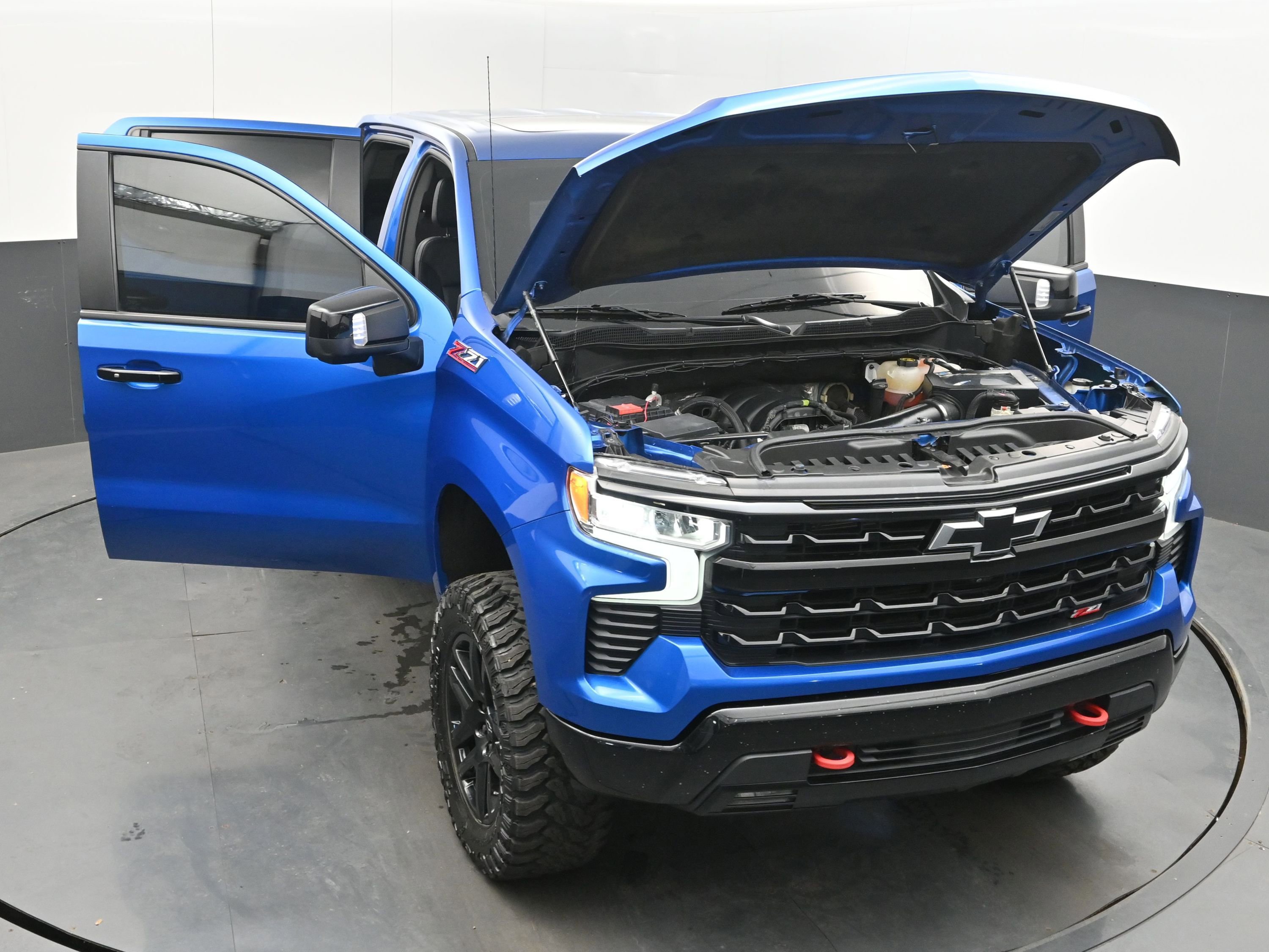 Used 2022 Chevrolet Silverado 1500 LT Trail Boss w/ LT Trail Boss Premium Package image 39