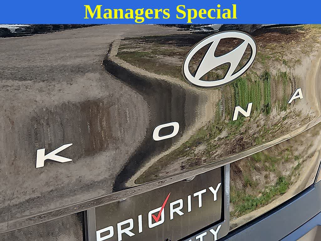 Used 2024 Hyundai Kona SEL FWD image 31