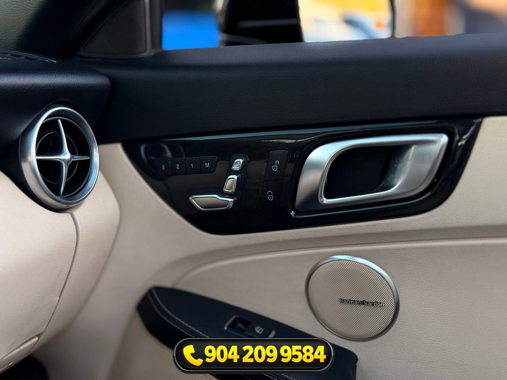 Used 2018 Mercedes-Benz SLC 300 image 20