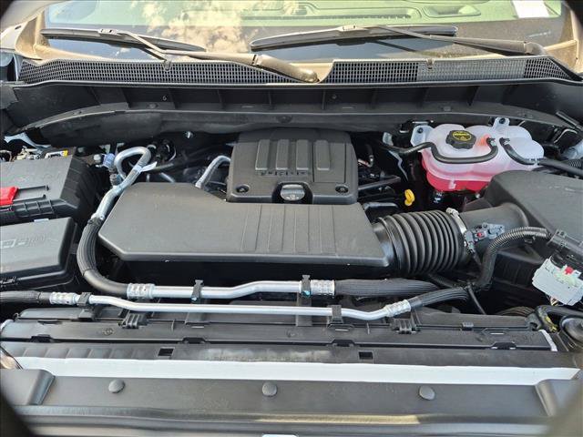 New 2026 Chevrolet Silverado 1500 Custom RWD image 16
