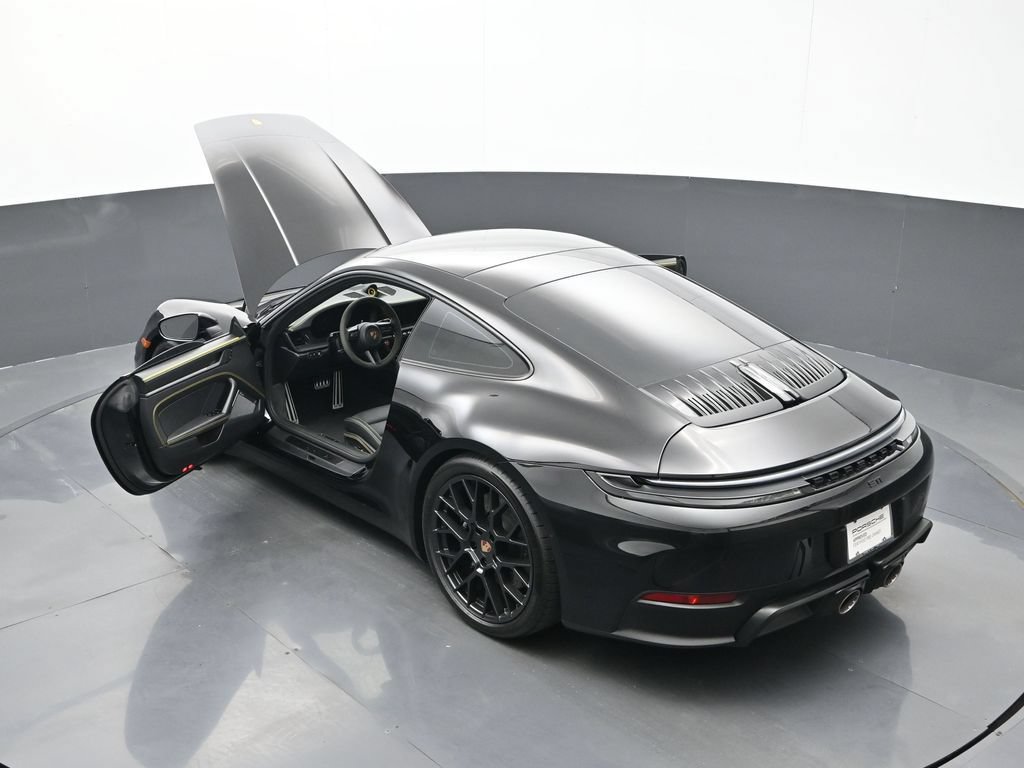 Certified 2026 Porsche 911 Carrera 4 GTS AWD/4WD image 25