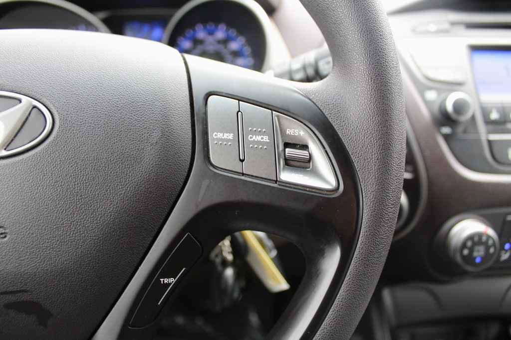 Used 2015 Hyundai Tucson GLS image 16