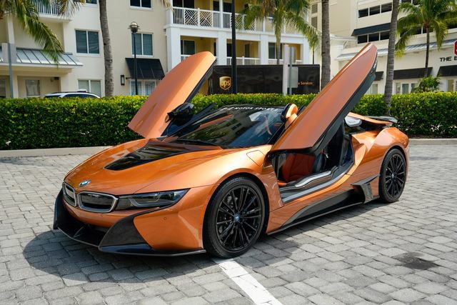 Used 2019 BMW i8 Roadster AWD/4WD image 2