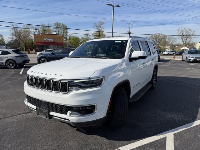 Used 2022 Jeep Wagoneer Series III AWD/4WD image 2