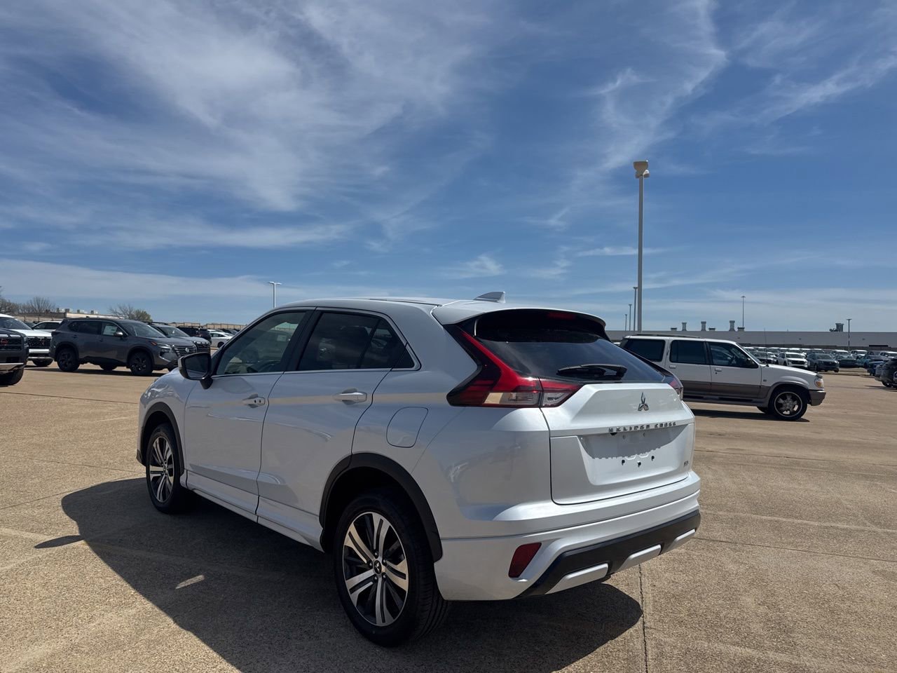 Used 2025 Mitsubishi Eclipse Cross SEL image 15