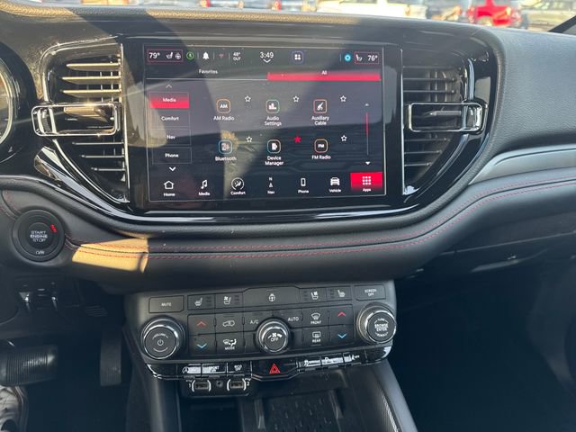 Used 2025 Dodge Durango GT image 25