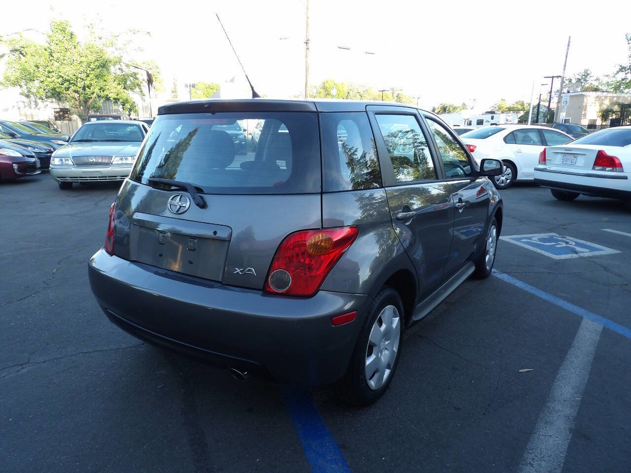 Used 2004 Scion xA image 3