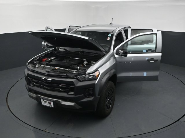 Used 2024 Chevrolet Colorado Trail Boss w/ Advanced Trailering Package AWD/4WD image 25
