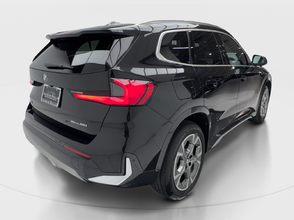 Used 2026 BMW X1 xDrive28i AWD/4WD image 8