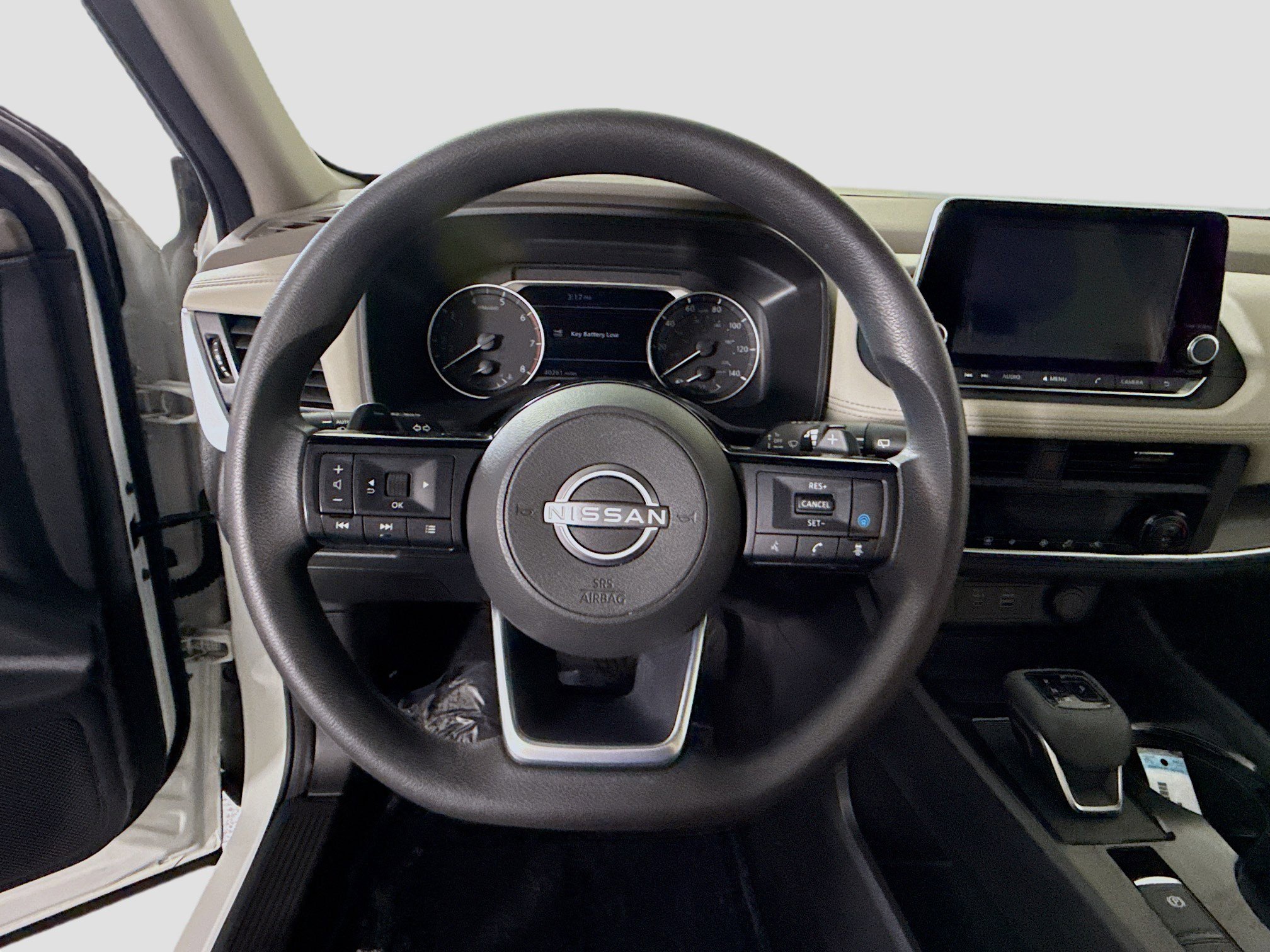 Used 2023 Nissan Rogue SV FWD image 13