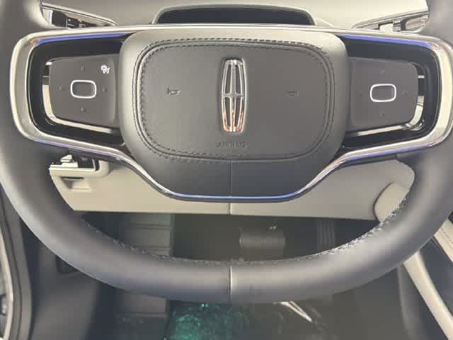 New 2026 Lincoln Nautilus Premier AWD/4WD image 10