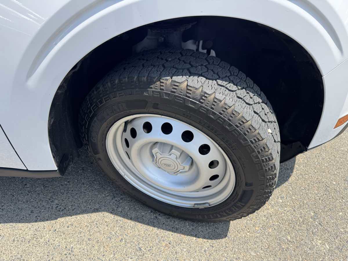 Used 2022 Ford Maverick XL image 39