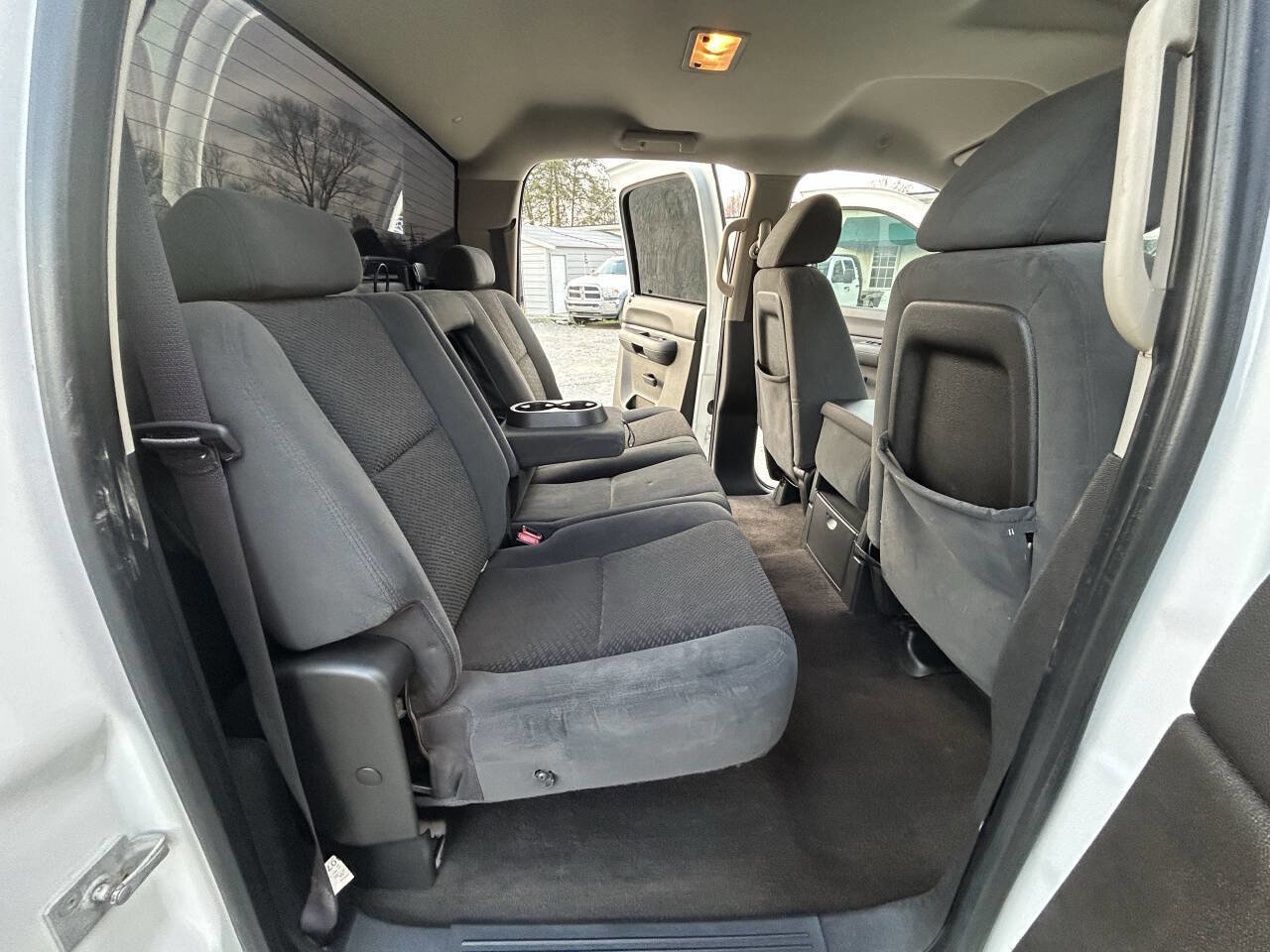 Used 2007 GMC Sierra 2500 SLE w/ Z71 Off-Road Package image 23