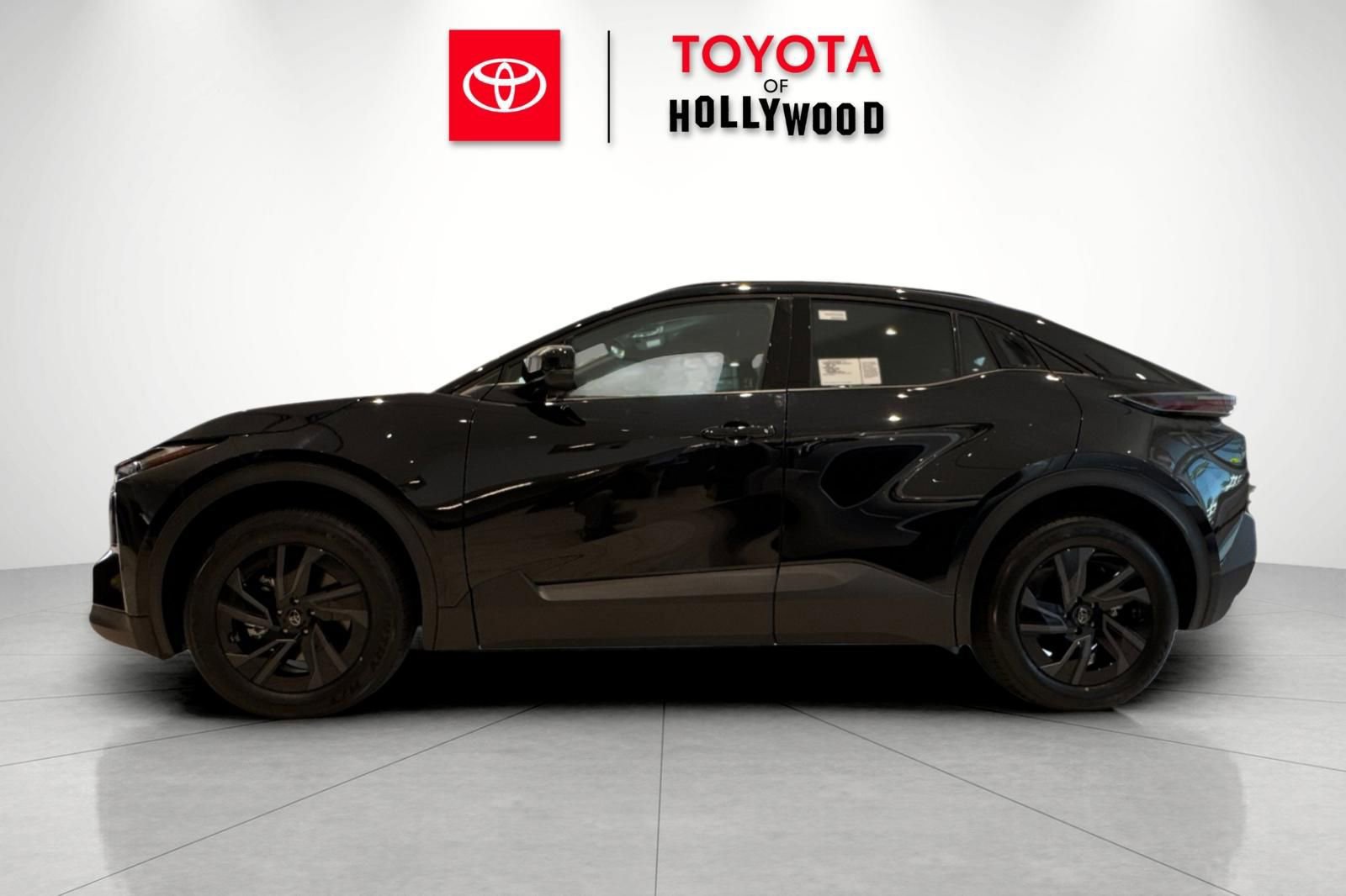 New 2026 Toyota C-HR AWD/4WD image 9