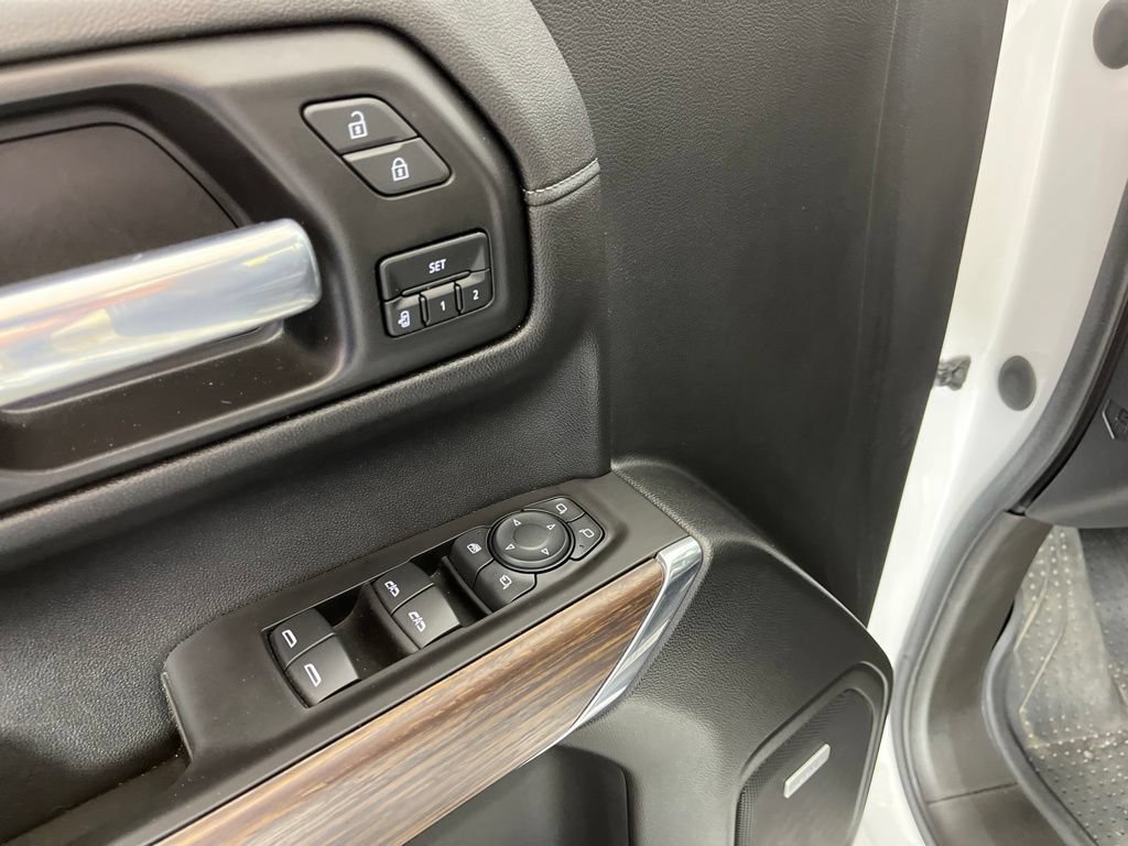 Certified 2021 Chevrolet Silverado 1500 High Country w/ Technology Package AWD/4WD image 30