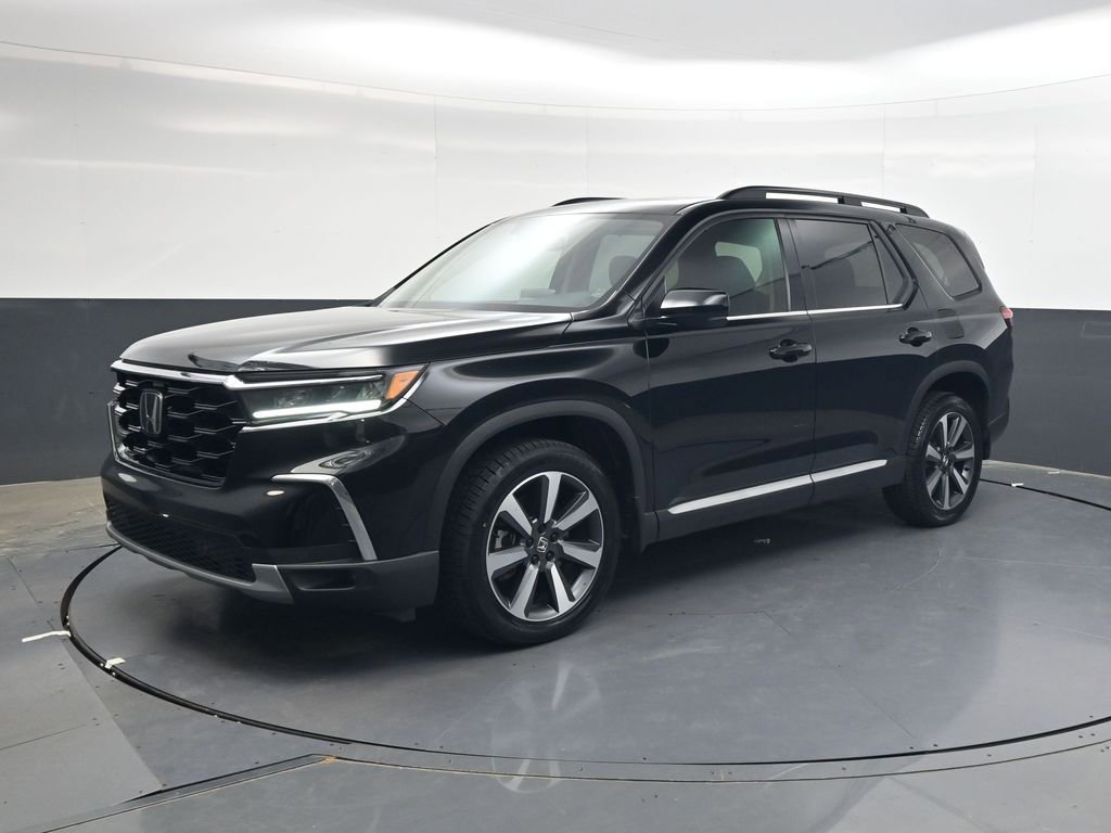 Used 2024 Honda Pilot Touring image 8