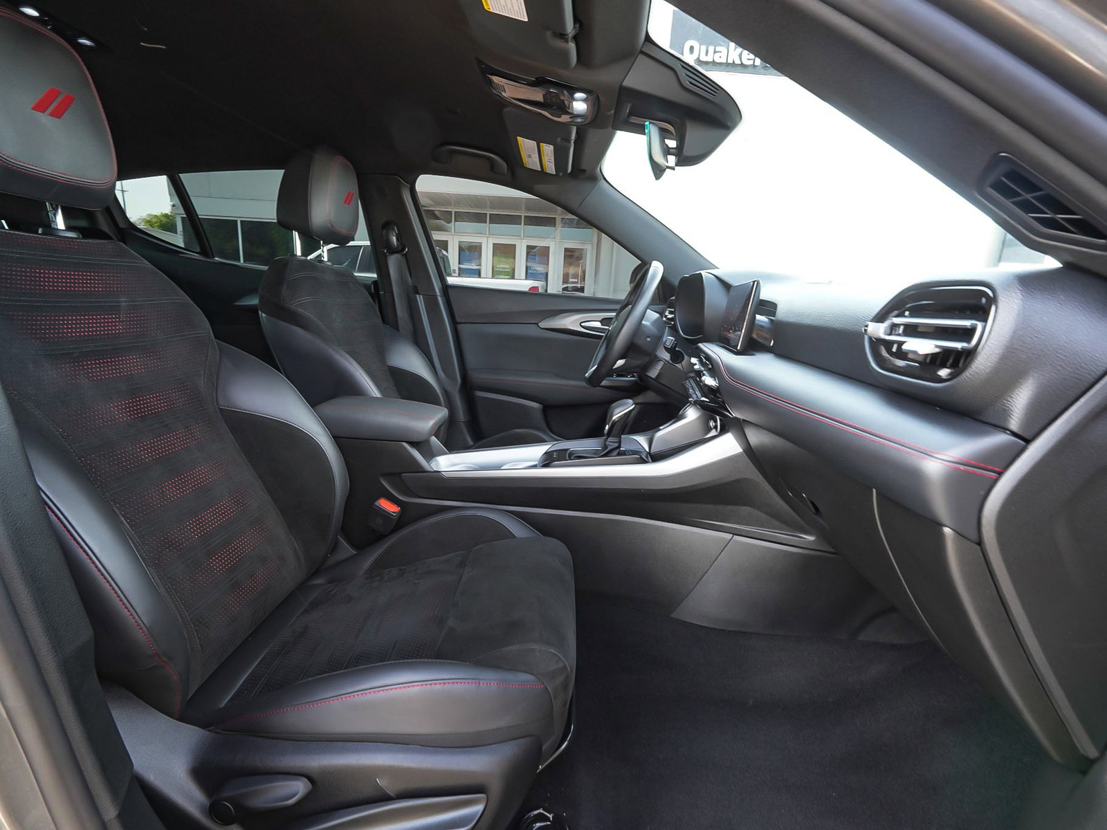 Used 2024 Dodge Hornet GT AWD/4WD image 35