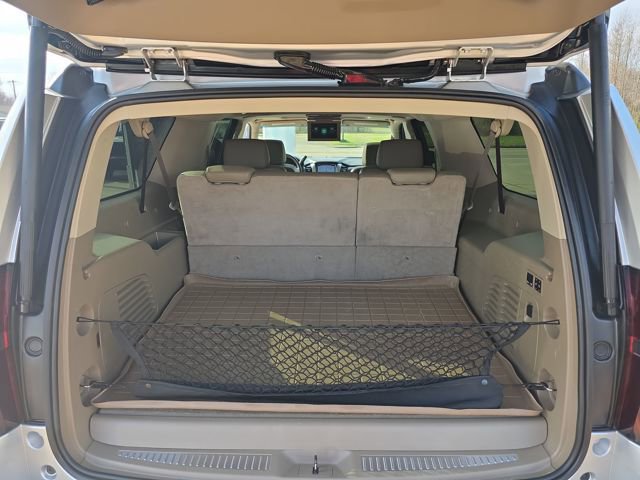 Used 2018 Chevrolet Suburban Premier image 21