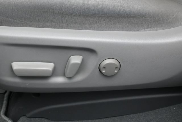 Used 2020 Toyota Sienna XLE FWD image 20