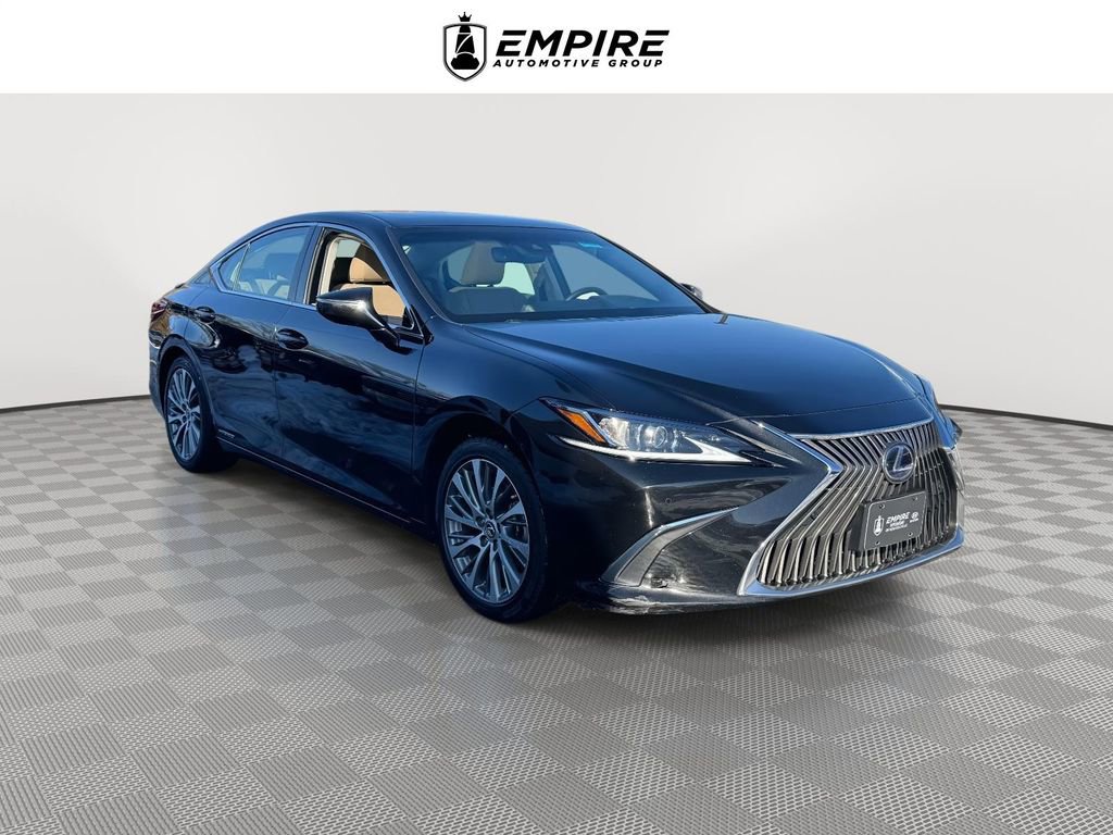 Used 2021 Lexus ES 300h w/ Premium Package image 1