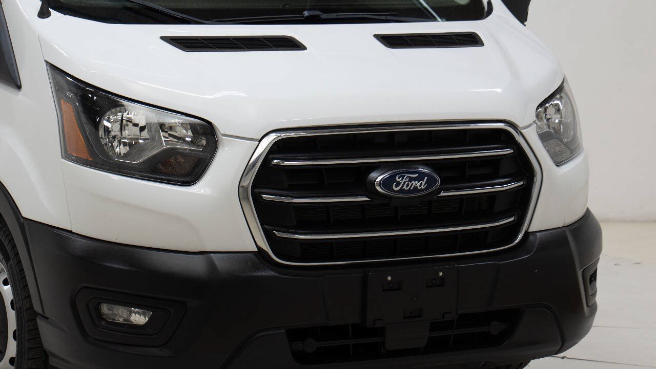 Used 2020 Ford Transit 250 Medium Roof RWD image 9