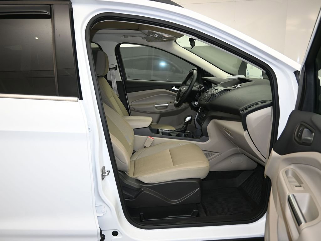 Used 2018 Ford Escape SE image 26