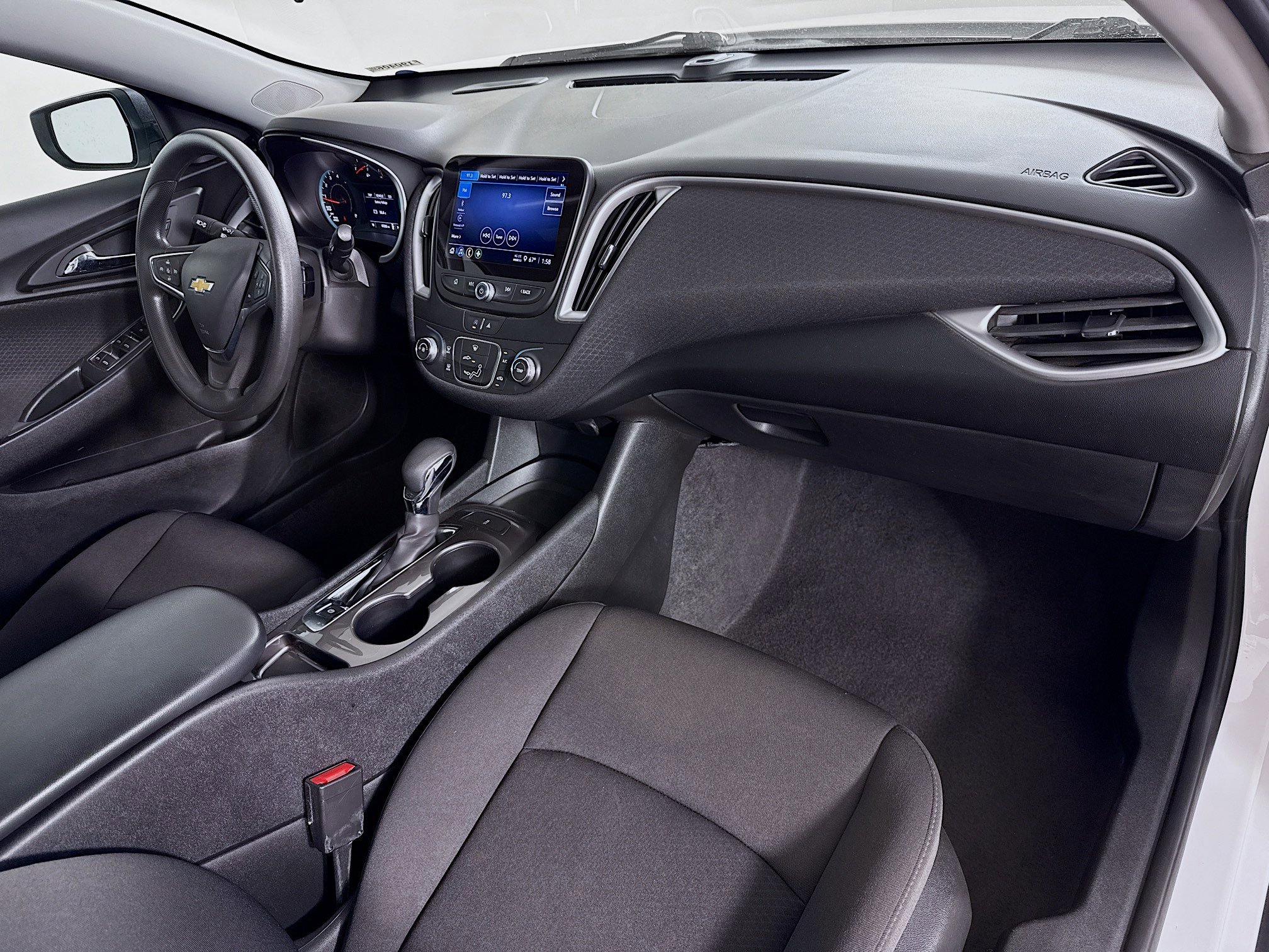 Used 2024 Chevrolet Malibu LS image 34