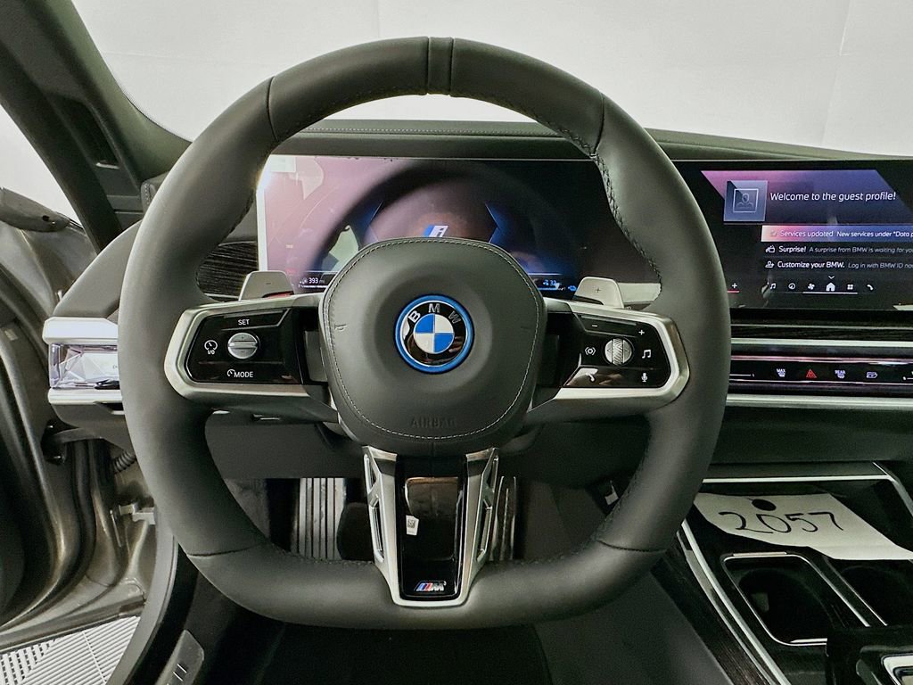 New 2026 BMW 750e xDrive w/ Executive Package image 10