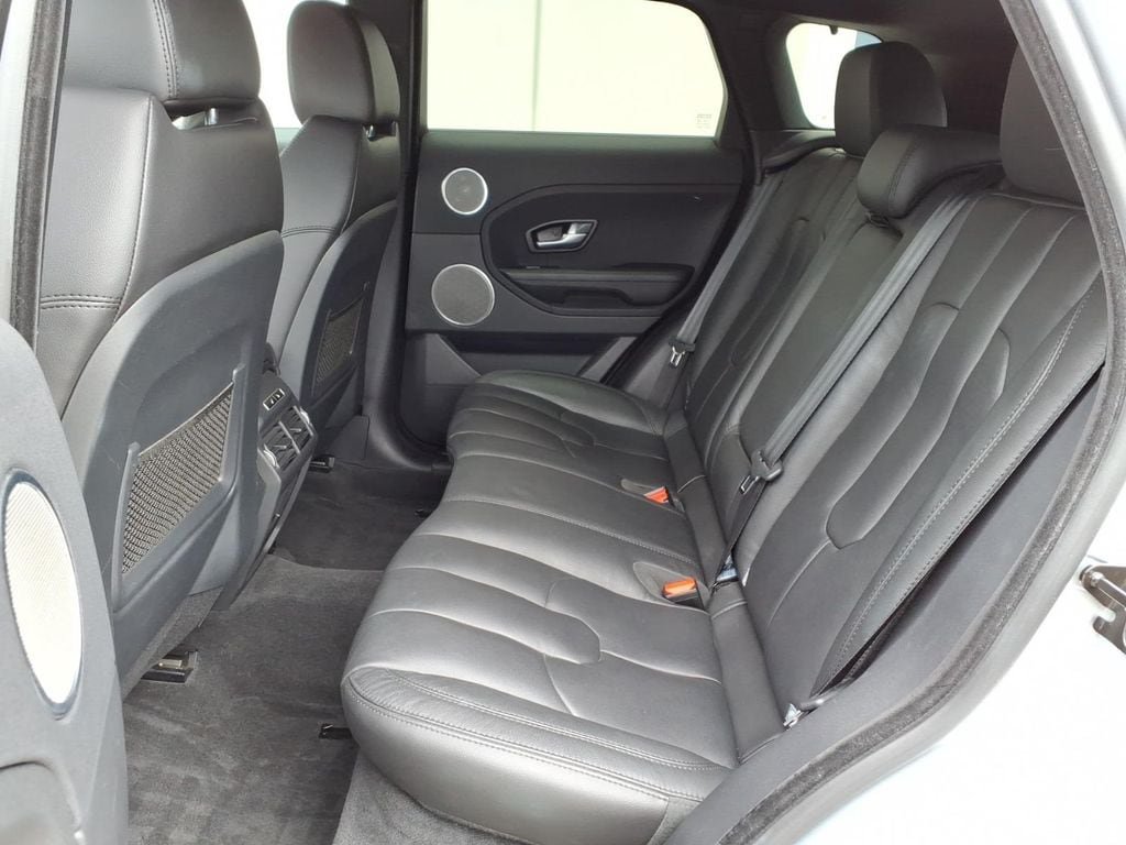 Used 2015 Land Rover Range Rover Evoque Pure Plus AWD/4WD image 8