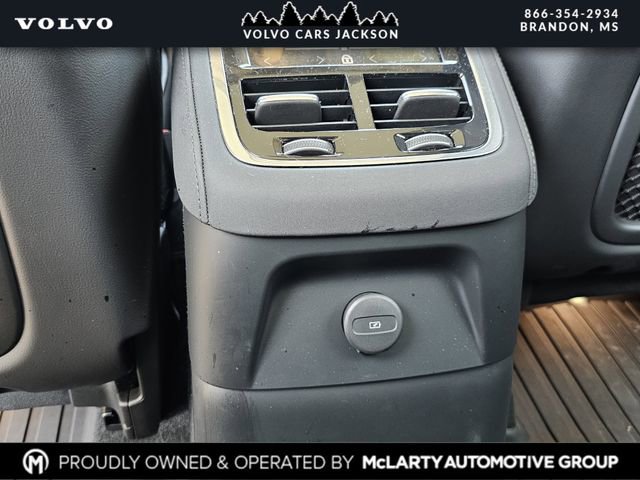 New 2025 Volvo XC90 T8 Plus w/ Protection Package Premier image 19