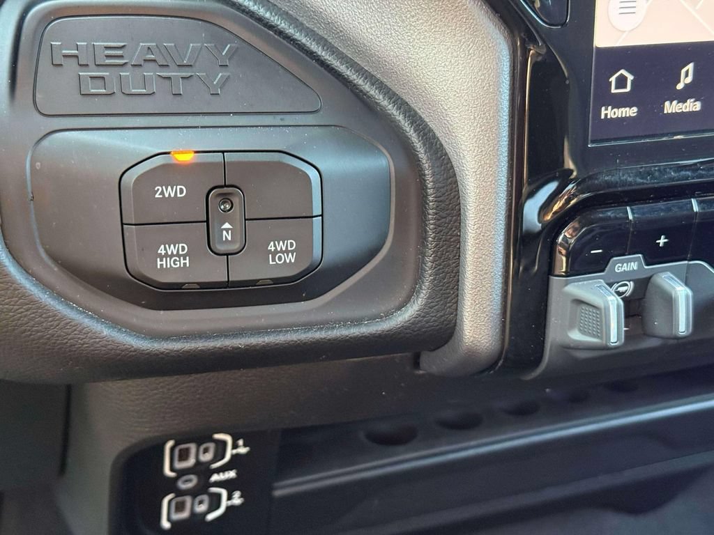 Used 2025 RAM 2500 Big Horn AWD/4WD image 21