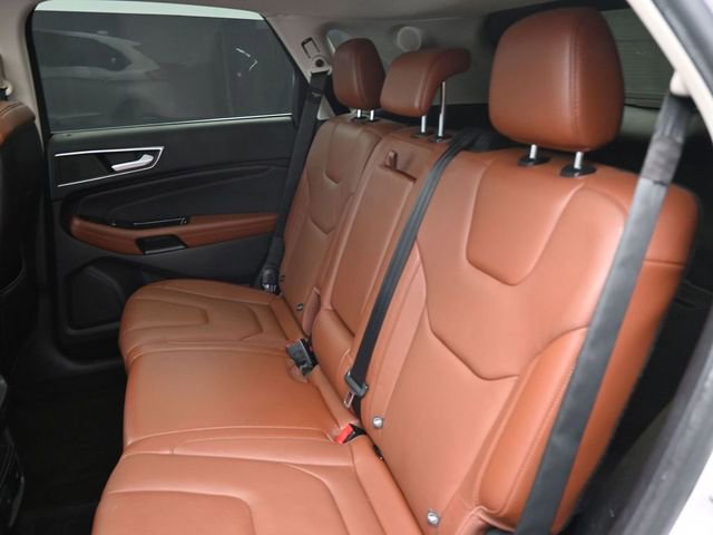Used 2015 Ford Edge Titanium w/ Equipment Group 302A image 10