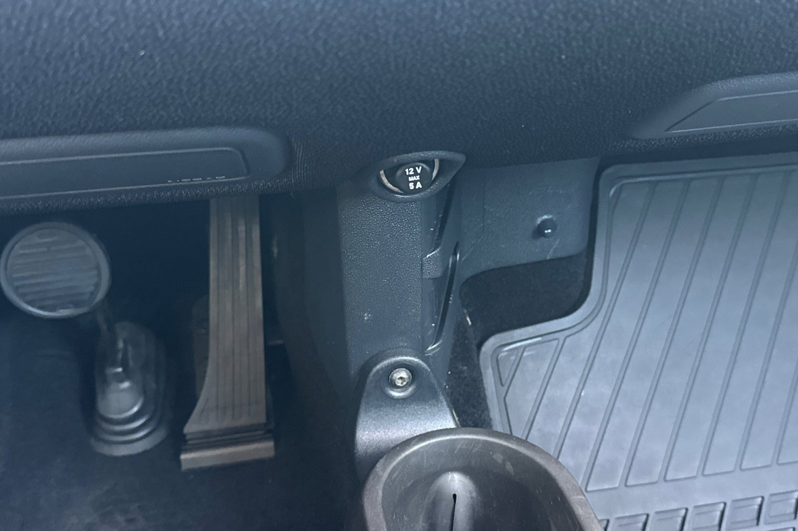 Used 2016 smart fortwo passion image 23