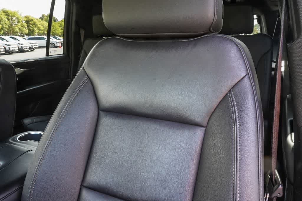 Used 2024 Chevrolet Suburban LT AWD/4WD image 24