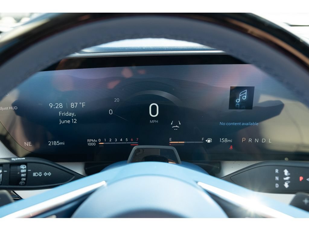 Used 2025 Buick Enclave Avenir w/ Super Cruise Package FWD image 23