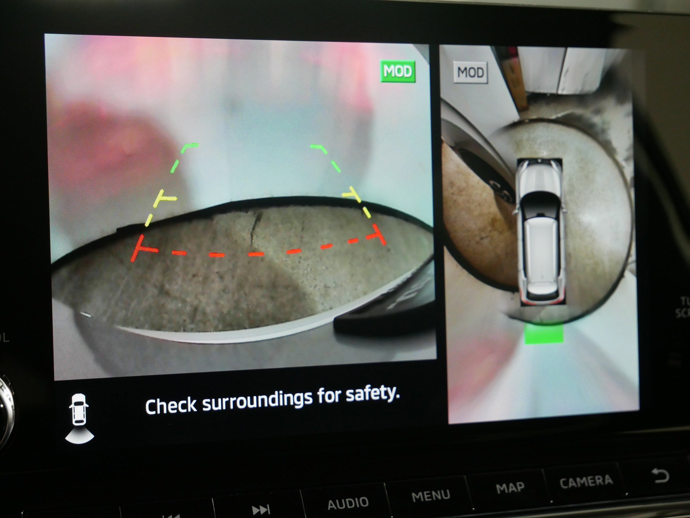 New 2025 Mitsubishi Outlander SE image 9