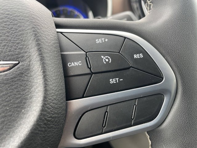 Used 2023 Chrysler Voyager LX image 20