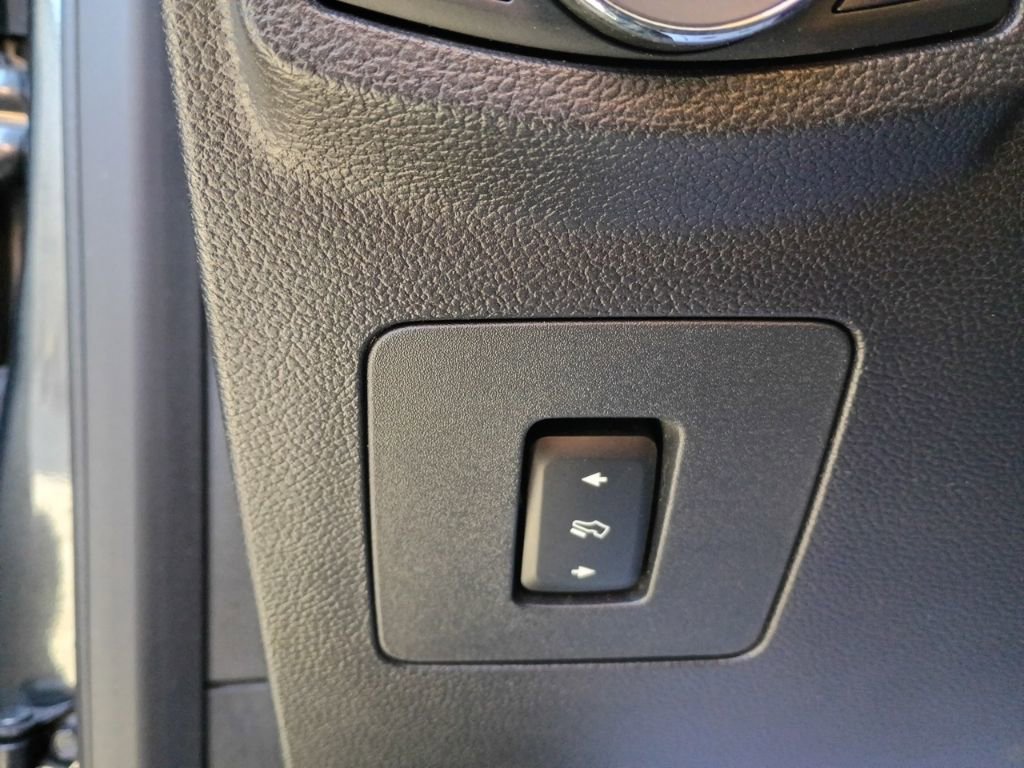 Used 2017 Ford F150 XLT w/ Equipment Group 302A Luxury image 22