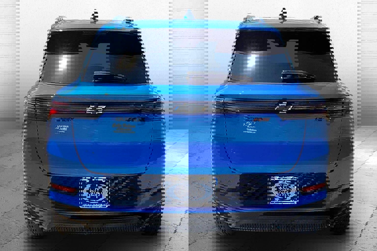 Used 2025 Chevrolet Equinox EV RS FWD image 6