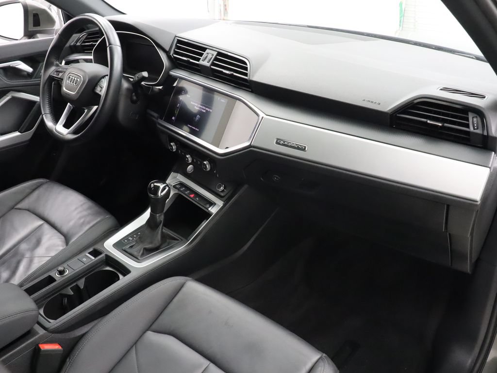 Used 2020 Audi Q3 2.0T Premium AWD/4WD image 31