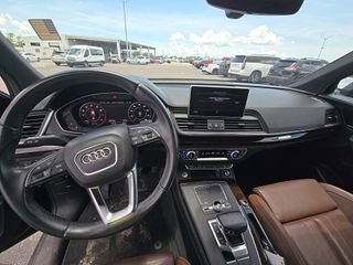 Used 2019 Audi Q5 2.0T Premium Plus w/ Premium Plus Package AWD/4WD image 9