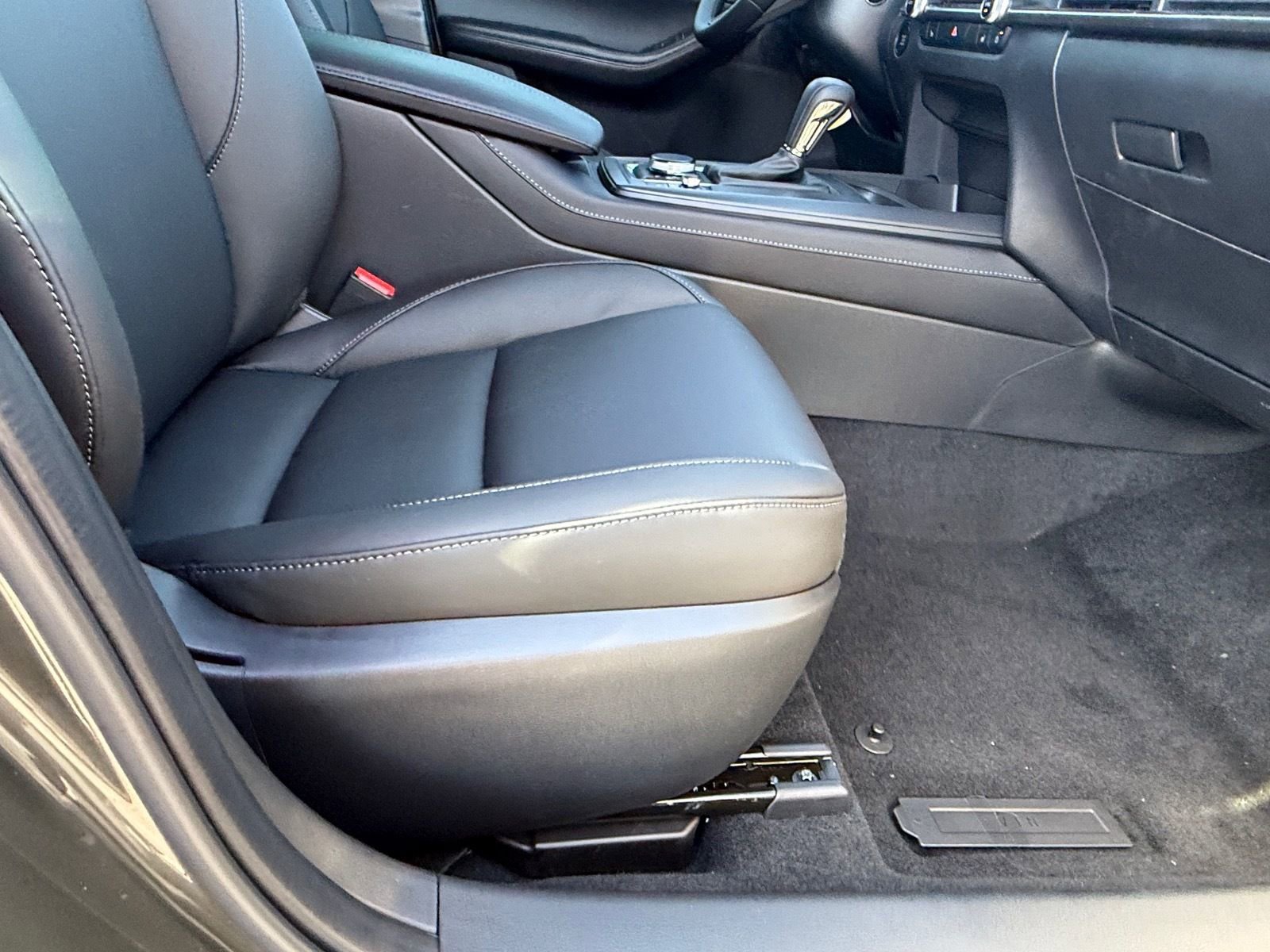 New 2026 MAZDA CX-30 AWD 2.5 S w/ Select Sport Pkg image 13