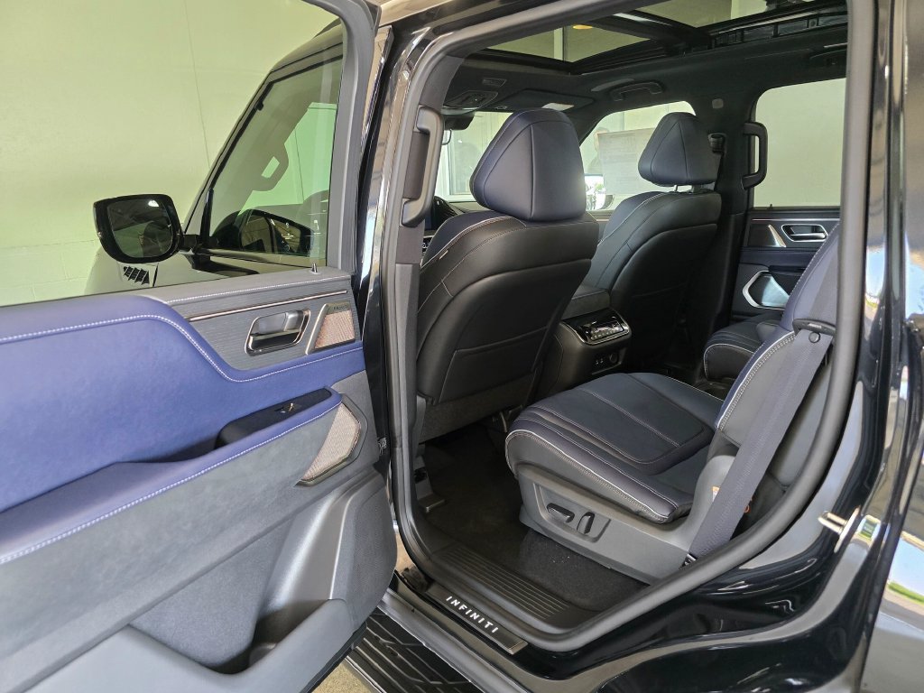 New 2027 INFINITI QX80 Sensory w/ Sport Exterior Package AWD/4WD image 24