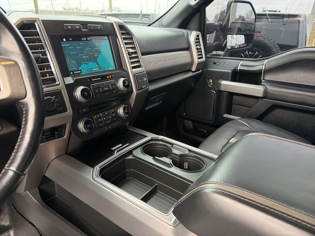 Used 2018 Ford F250 Platinum w/ FX4 Off-Road Package image 36