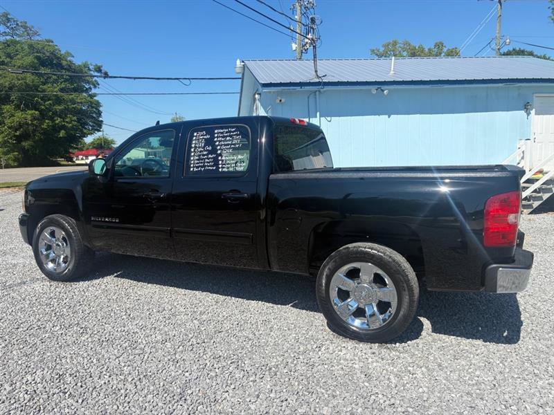 Used 2013 Chevrolet Silverado 1500 LTZ w/ LTZ Plus Package AWD/4WD image 4
