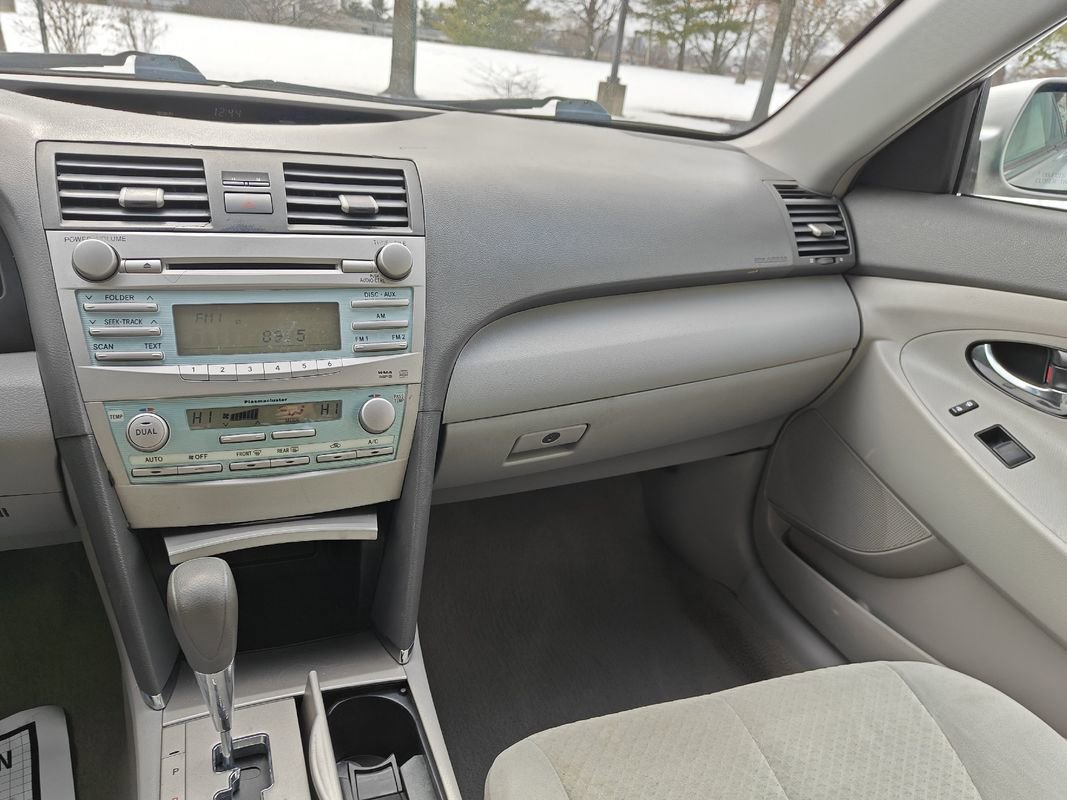 Used 2009 Toyota Camry Hybrid FWD image 18