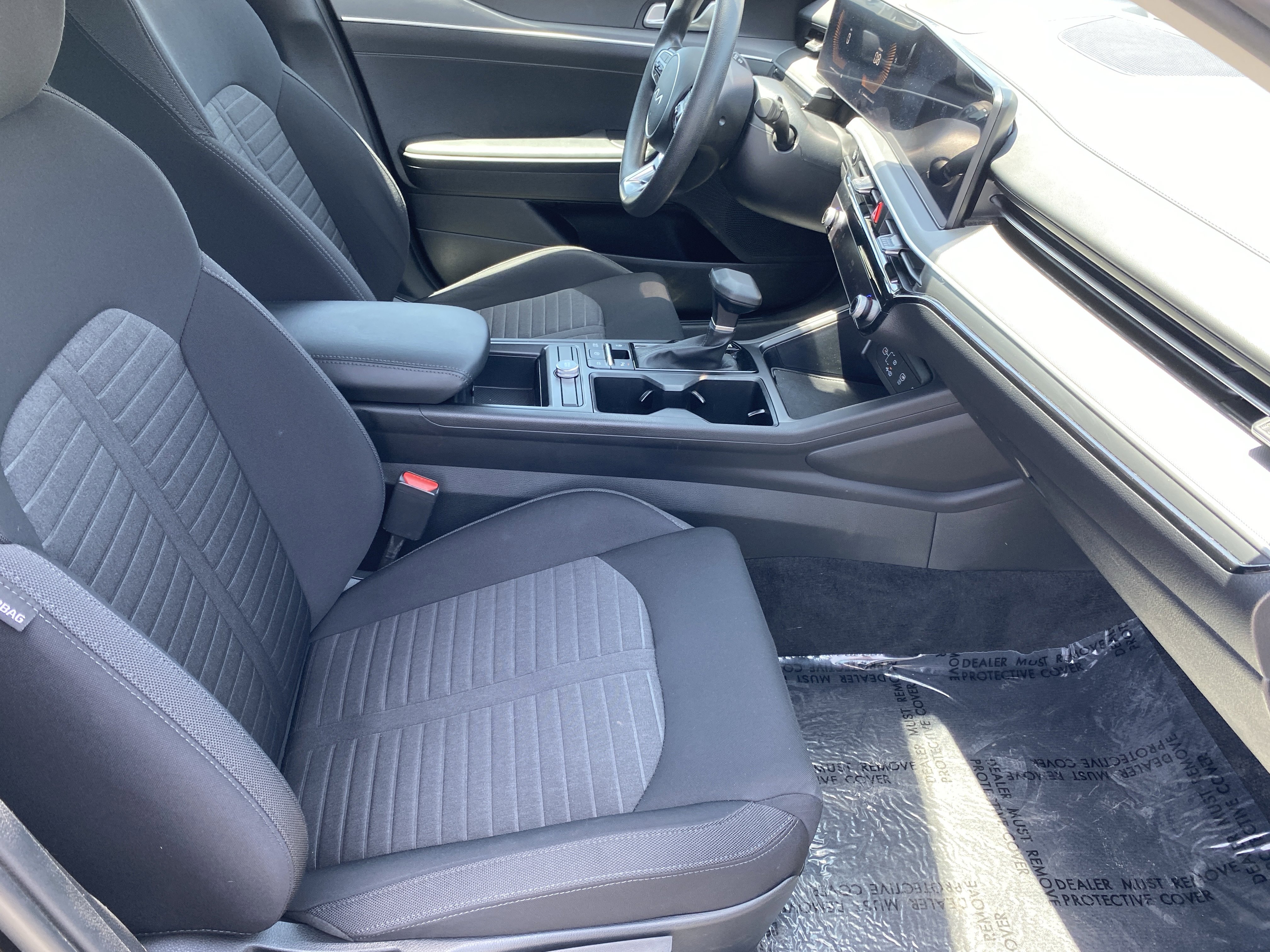Used 2025 Kia K5 LXS FWD image 9