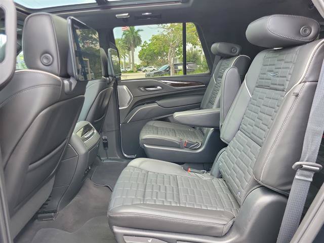 Certified 2023 Cadillac Escalade Sport Platinum w/ LPO, ONYX Package AWD/4WD image 27