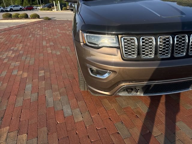 Used 2019 Jeep Grand Cherokee Overland AWD/4WD image 21