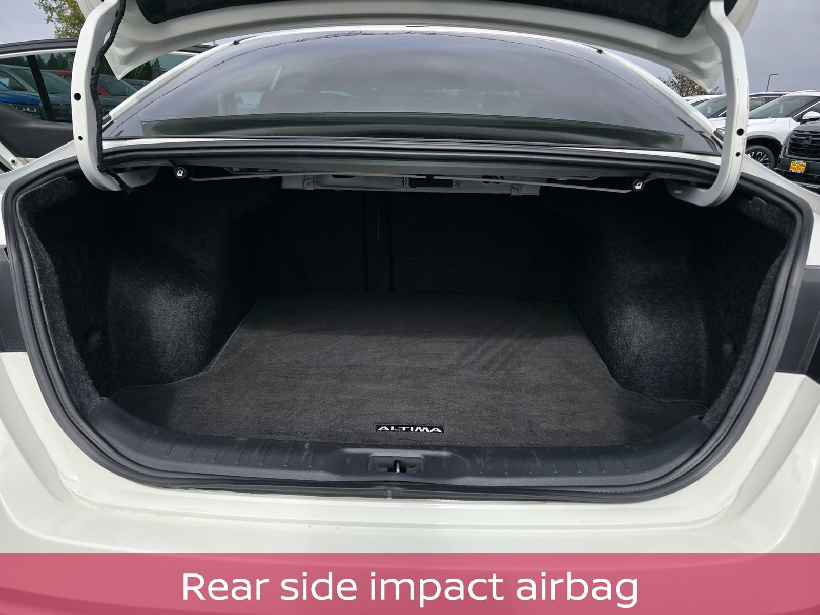 Used 2019 Nissan Altima 2.5 S FWD image 13